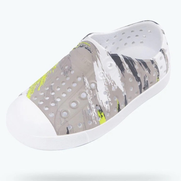 Native Other - Native Shoes - Jefferson Print Youth - Shell White/Green Multi Splatter‎ Size C4